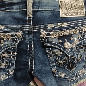 Affliction Size 27